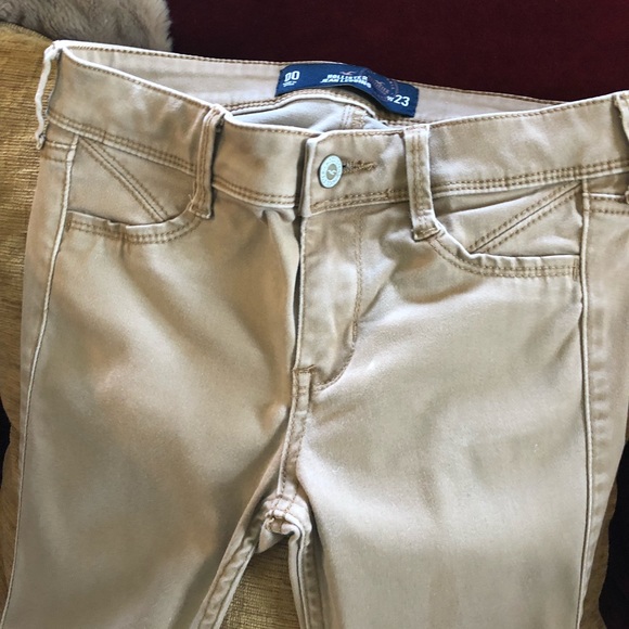 00 HOLLISTER Tan Jeggings. Perfect shape! - Picture 2 of 4